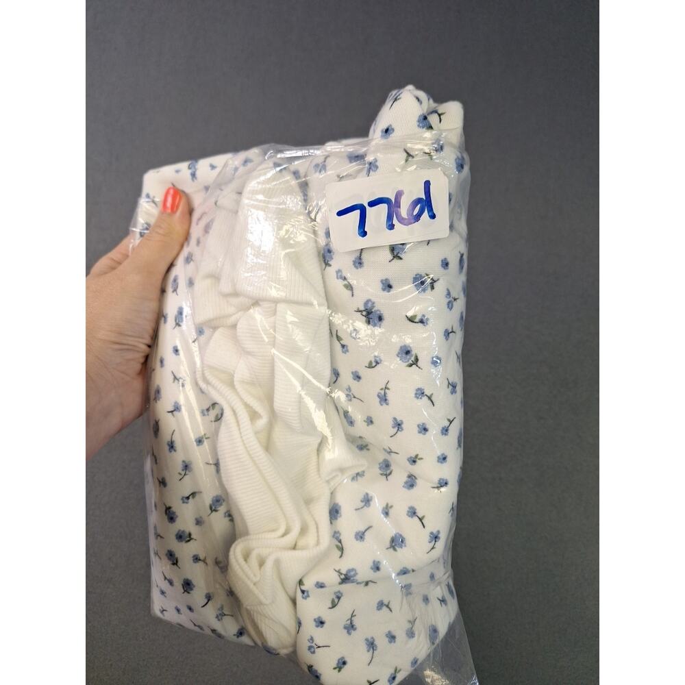 If it were Me Crew Neck Sweatshirt Size Large All over Small Floral Print - Picture 12 of 12